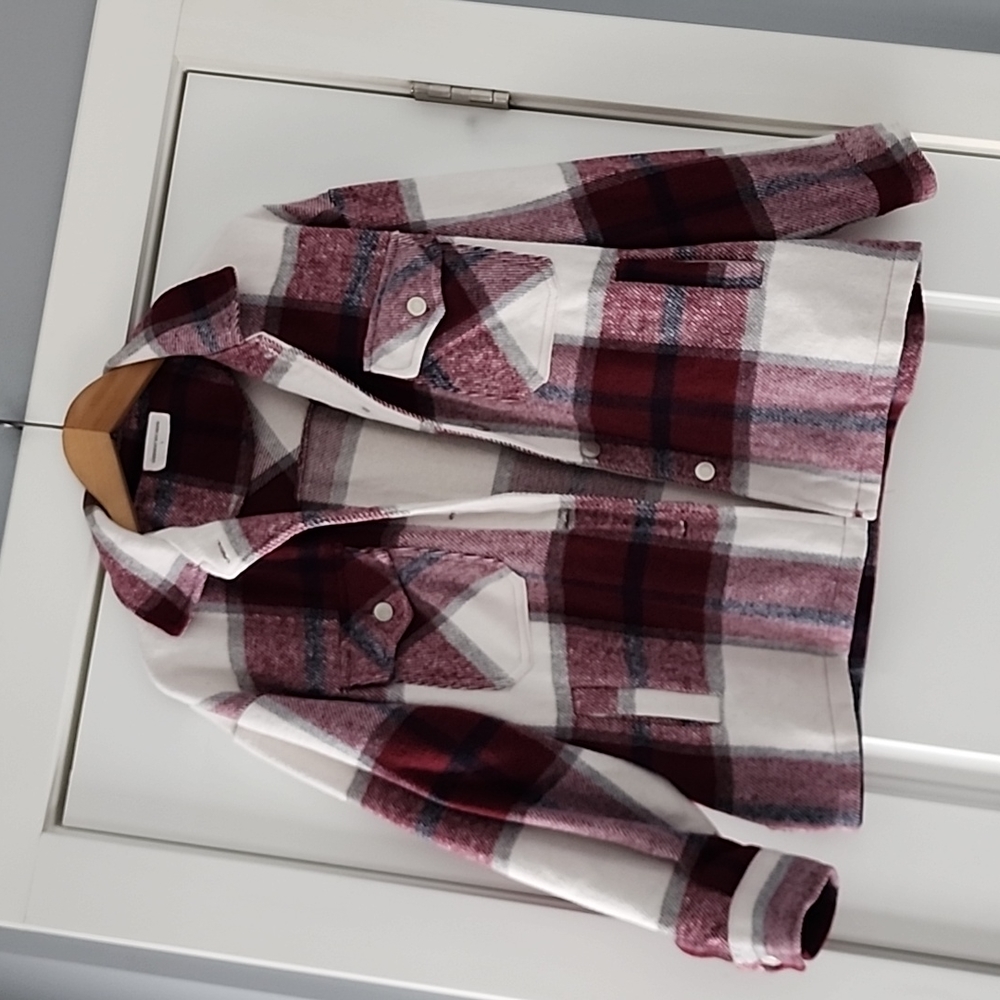 Goodnight Macaroon plum purple/navy/cream large print plaid shacket jac…